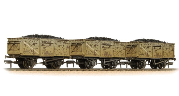 BACHMANN 37-239 SET OF BR 16 TON STEEL MINERAL WAGONS BR GREY WEATHERED WITH LOADS