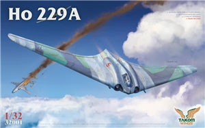 TAKOM 32001 German Air Force Ho 229A Flying Wing w/ pilot figure  1/32 SCALE