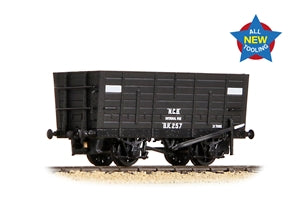 GRAHAM FARISH 373-378 NER P7 Coal Hopper NCB Black