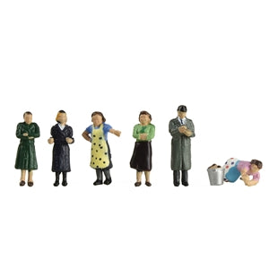 GRAHAM FARISH 379-319 Suburban Street Scene  N SCALE FIGURES