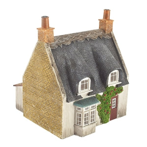 SCENECRAFT 44-122  Thatched Cottage - Honey Stone & Red Door