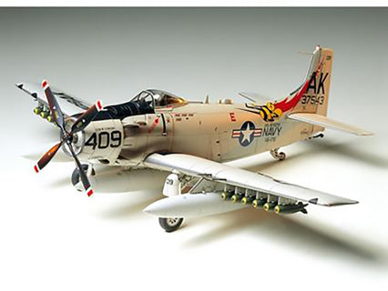 TAMIYA 61058 DOUGLAS SKYRAIDER AD-6 (A-1H)  PLASTIC AIRCRAFT KIT 1:48 SCALE