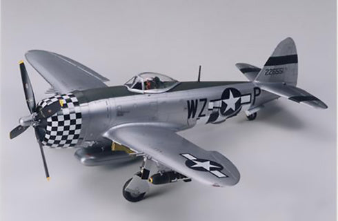 TAMIYA 61090  P-47D THUNDERBOLT BUBBLETOP PLASTIC AIRCRAFT KIT 1:48 SCALE