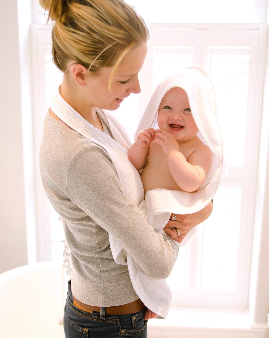 Cuddledry Handsfree Bamboo Baby Towel White