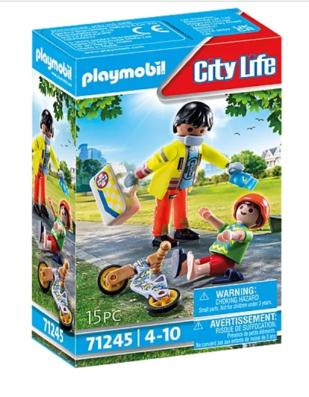 PLAYMOBIL 71245 CITY LIFE PARAMEDIC WITH PATIENT