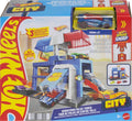 HOT WHEELS JHL74 LETS RACE NETFLIX DOWNTOWN POLICE TOWER SET