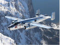 REVELL 05643 The Flying Bulls B-25J Mitchell Gift Set 1:48 SCALE