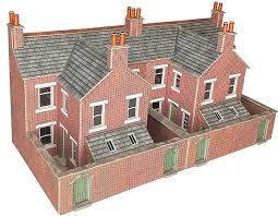 METCALFE PO304 00/H0 SCALE LOW RELIEF RED BRICK TERRACED HOUSE BACKS