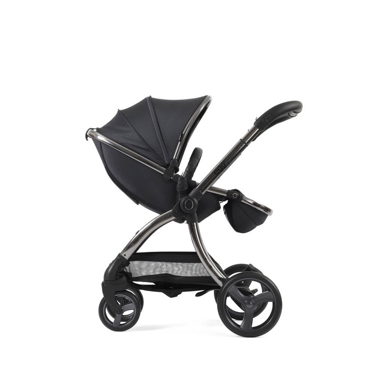Egg 3 Travel System Bundle in Carbonite