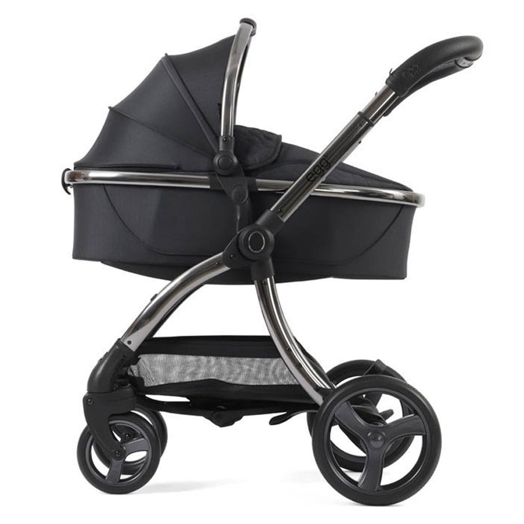 Egg 3 Travel System Bundle in Carbonite