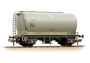 BACHMANN 38-653 PCA Metalair Bulk Powder Wagon 'Freightliner Heavy Haul' Grey [W]