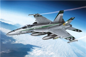 ACADEMY  12565 US Navy F/A-18E Chippy Ho Fighter Aircraft   1/72 SCALE