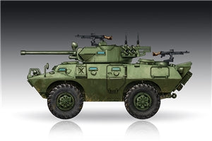 TRUMPETER 07442 US Army LAV-150 Armoured Personnel Carrier w/ 90mm Mecar Gun  1/72 SCALE
