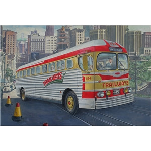 RODEN 819 US GMC PD-3751 "Silverside Trailwagon" Trailways Company 1:35 SCALE
