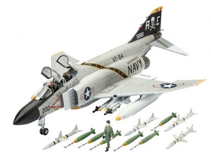 Revell 63941 Model Set - F-4J Phantom II