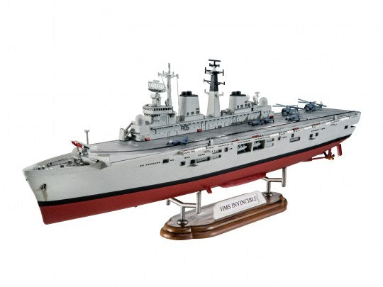 Revell 65172 Model Set - HMS Invincible (Falklands War)