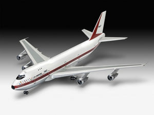 Revell 05686 Gift Set - Boeing 747-100 "50th Anniversary"