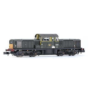 EFE E84509 CLASS 17 D8600 BR GREEN SMALL YELLOW PANEL WEATHERED