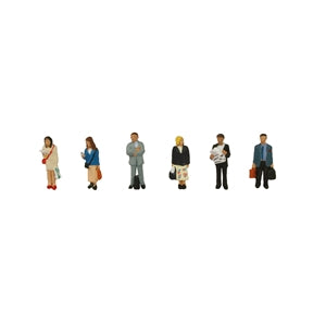 GRAHAM FARISH 379-304 STATION PASSENGERS STANDING  N SCALE FIGURES