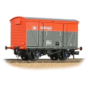 BACHMANN 38-883 BR VEA VANWIDE BR RAILFREIGHT RED AND GREY