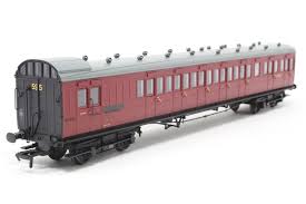 BACHMANN 39-602 SE&CR  60FT BIRDCAGE BRAKE THIRD LAVATORY COACH BR CRIMSON
