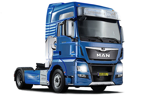 ITALERI 3916 MAN TGX XXL D38 1/24 SCALE