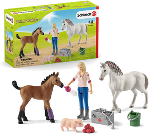 SCHLEICH 42486 FARM LIFE VET VISITING MARE AND FOAL