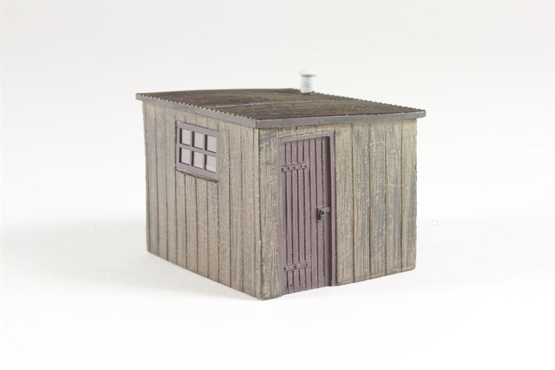 SCENECRAFT 44-0031 WOODEN LAMP HUT
