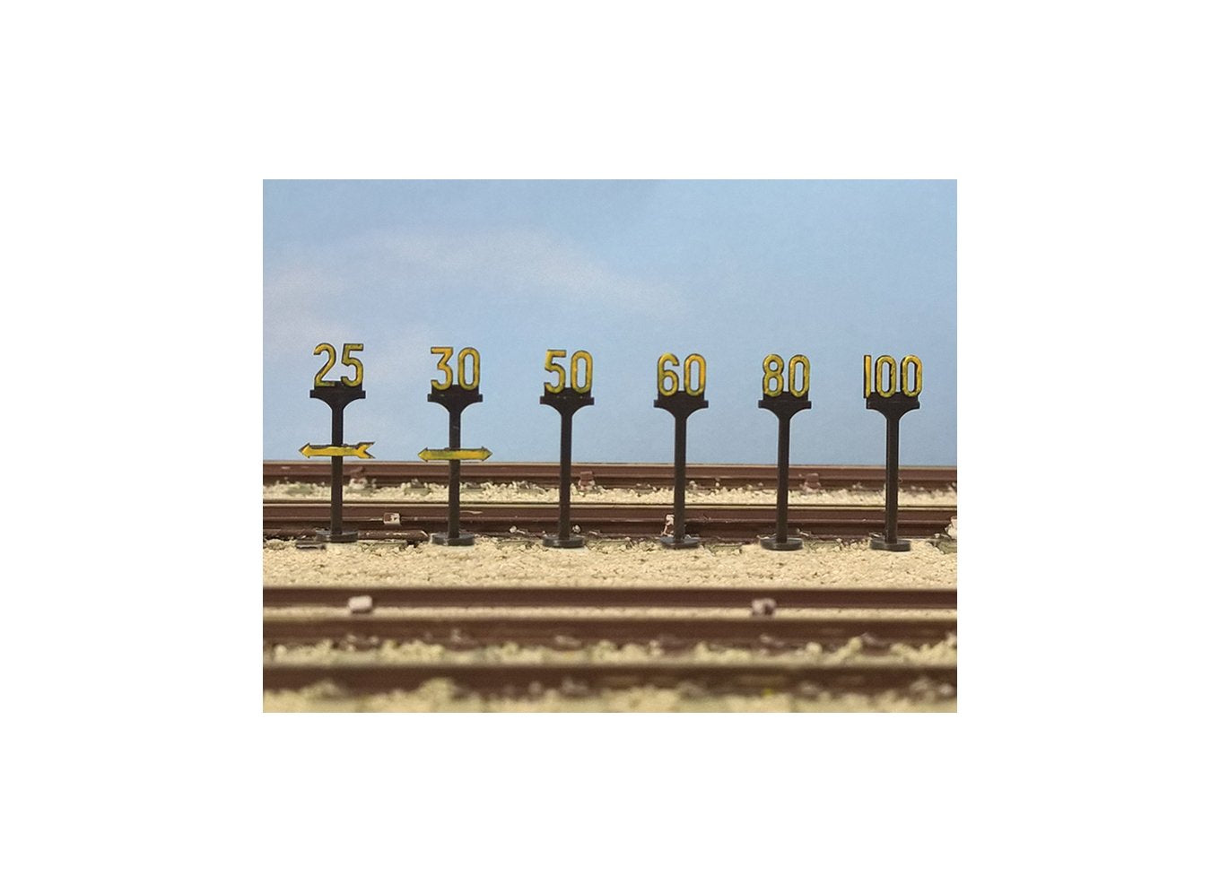 PECO MODELSCENE 5050 BR SPEED RESTRICTION SIGNS