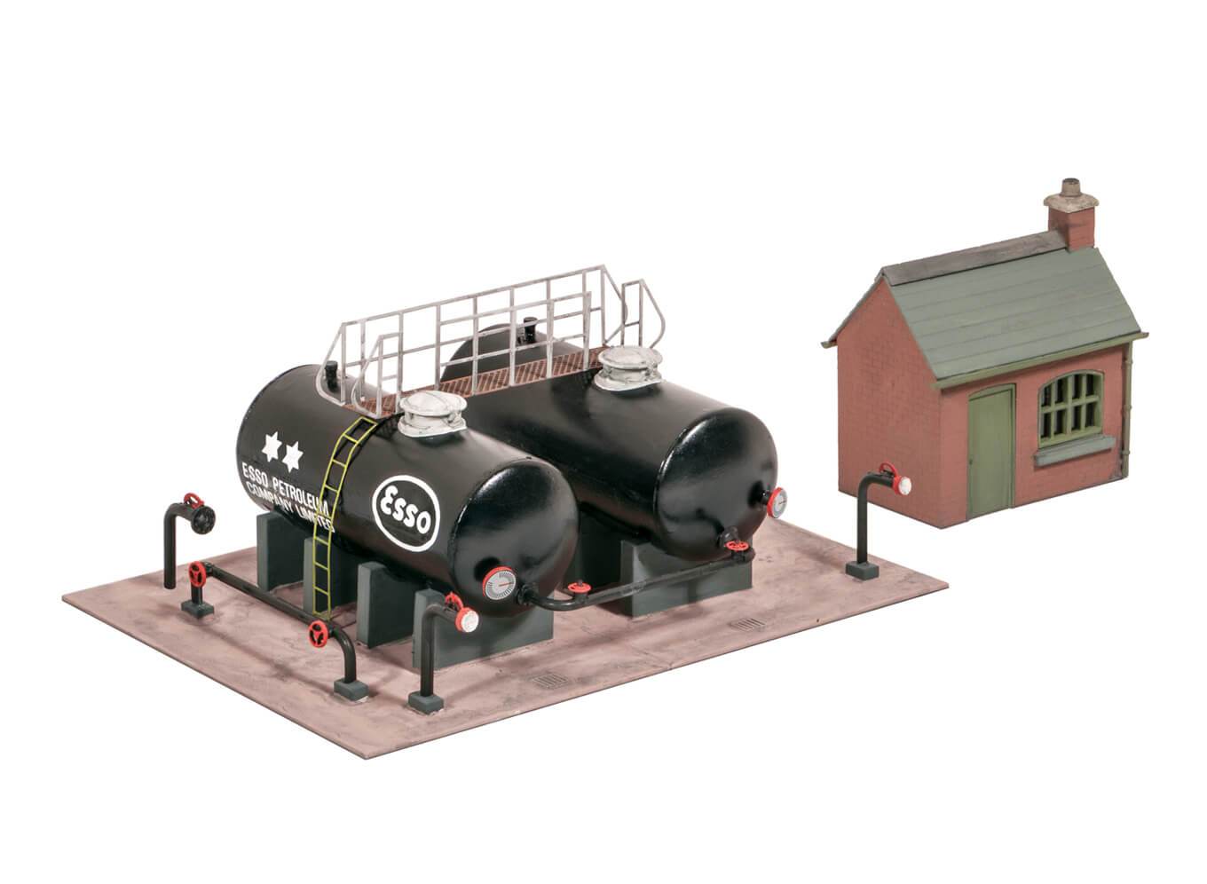 PECO RATIO 529  OIL DEPOT  00 SCALE