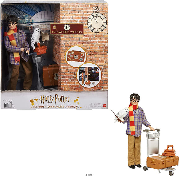 HARRY POTTER GXW31 PLATFORM 9 3/4 POSEABLE DOLL WITH ACCESSORIES