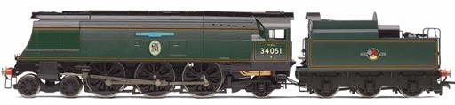 Hornby R3866 Steam Locomotives BR  Battle of Britain Class  4-6-2  34051  Winston Churchill  - Era 11