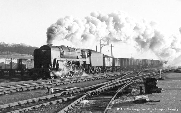 Hornby R3987 Steam Locomotives BR  9F Class  2-10-0  92194 - Era 5