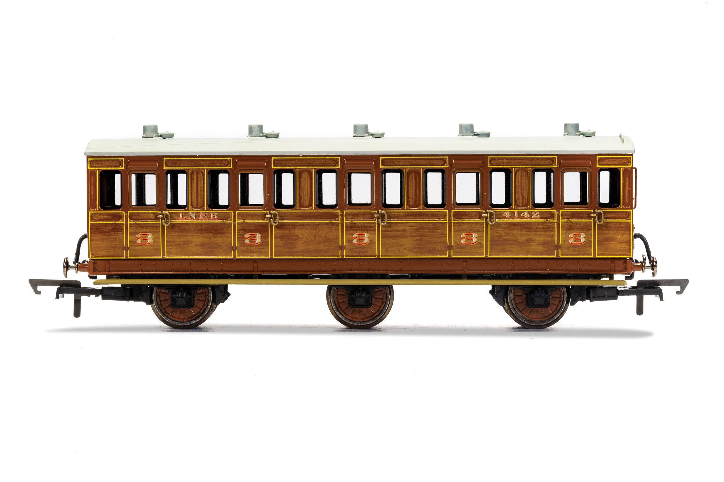 Hornby R40082A Coaches LNER  6 Wheel Coach  3rd Class  4142 - Era 3