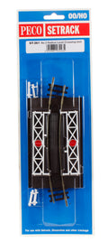 PECO ST-261 CURVED (NO.2 RAD.) LEVEL CROSSING  COMPLETE WITH 2 RAMPS & 4 GATES OO GAUGE SETRACK CODE 100 ACCESSORIES RIGID UNIT NICKEL SILVER TRACK WOODEN SLEEPERS