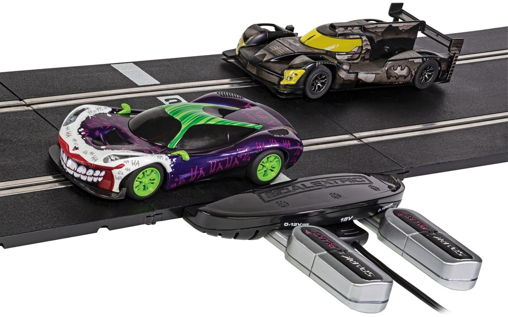 SCALEXTRIC SET C1451M BATMAN VS JOKER SET