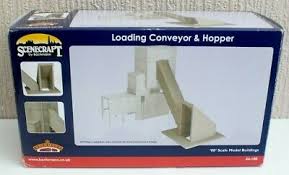 SCENECRAFT 44-100 LOADING CONVEYOR AND HOPPER