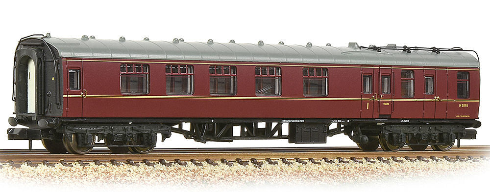GRAHAM FARISH 374-084B BR MK 1 BCK BRAKE COMPOSITE CORRIDOR MAROON COACH