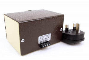 GAUGEMASTER MODEL M1 CASED TRANSFORMER 2 X 16