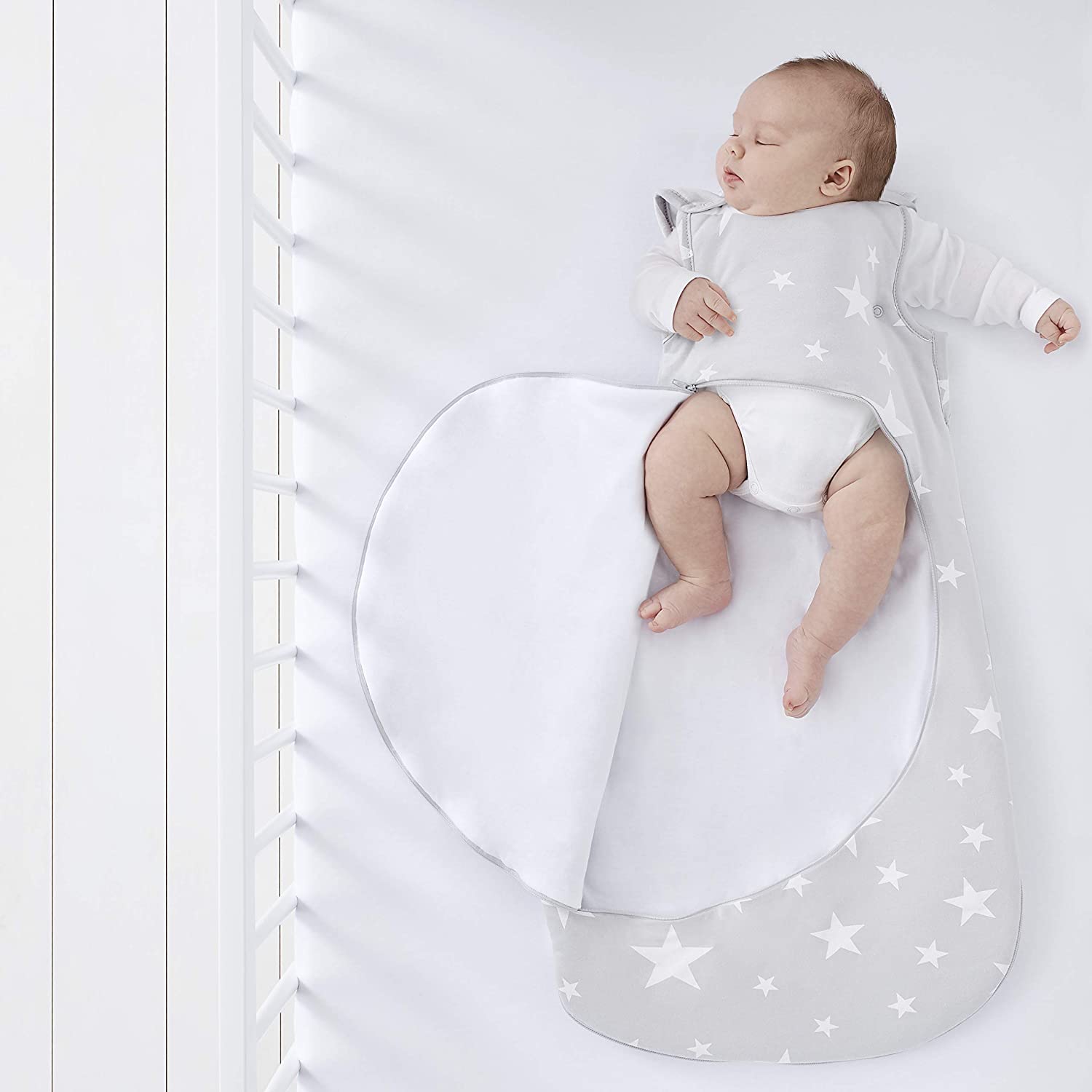 Snuz Pouch sleeping bag  0-6 months White Stars 2.5tog