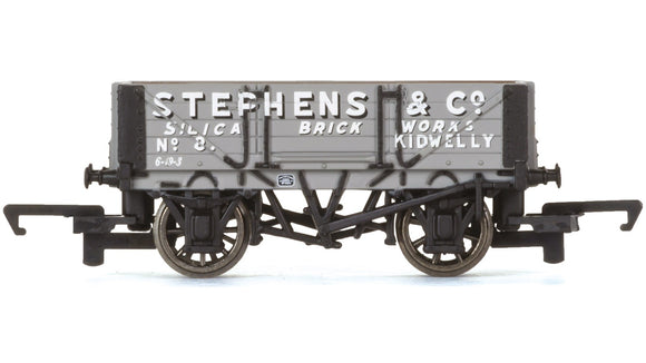 Hornby R6746 4 Plank Wagon  Stephens & Co. - Era 3