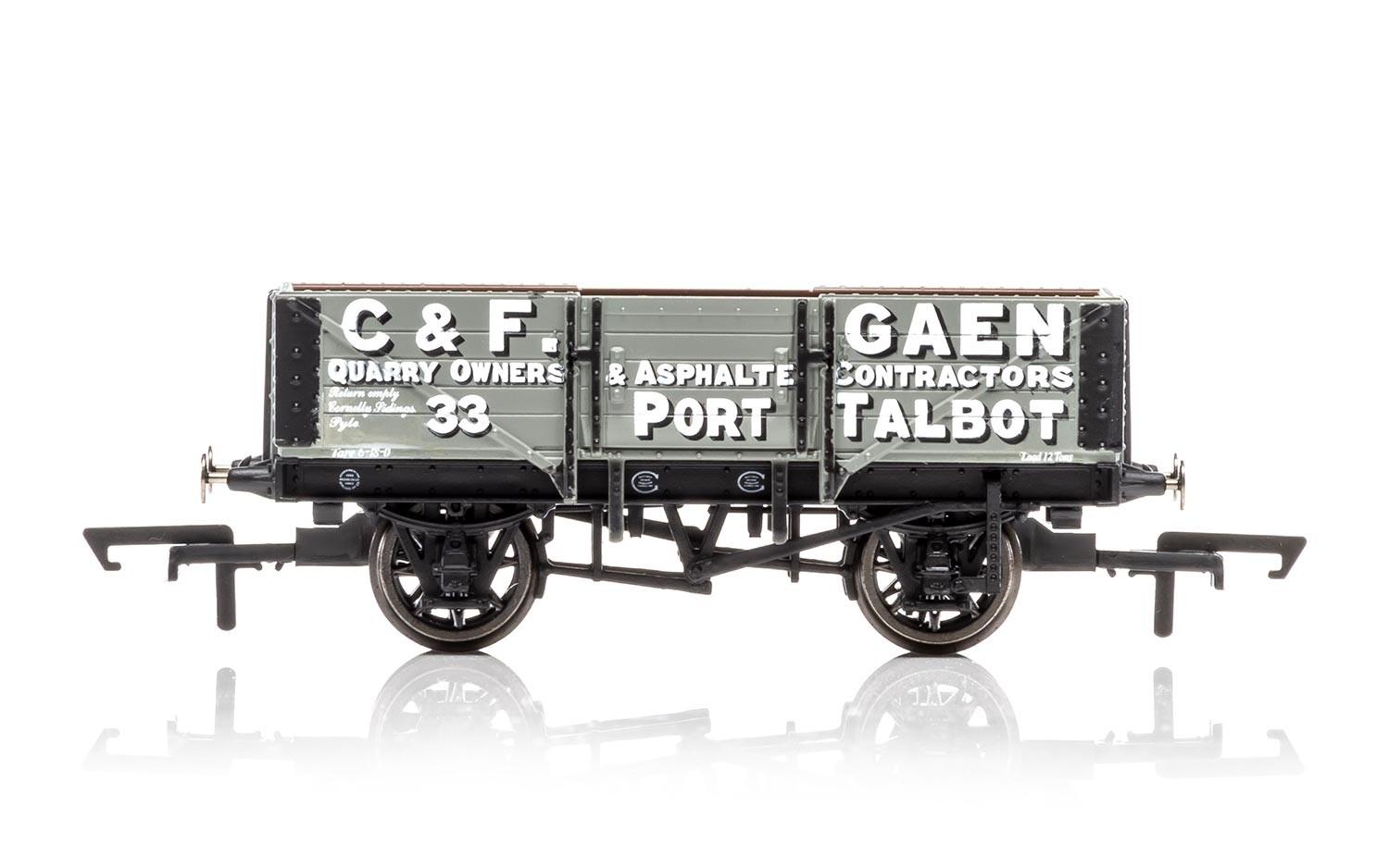 Hornby R6868 5 Plank Wagon  C&F Gean 33 - Era 3