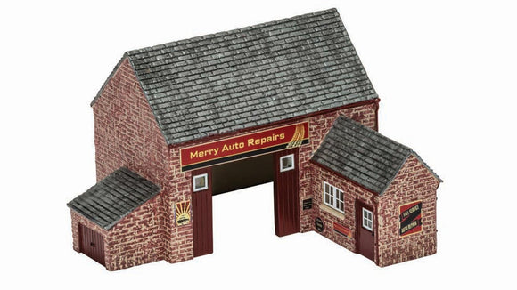 Hornby R9855 The Country Garage