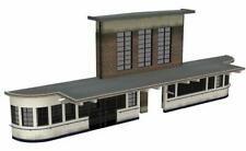 SCENECRAFT 44-220 LOW RELIEF ART DECO STATION